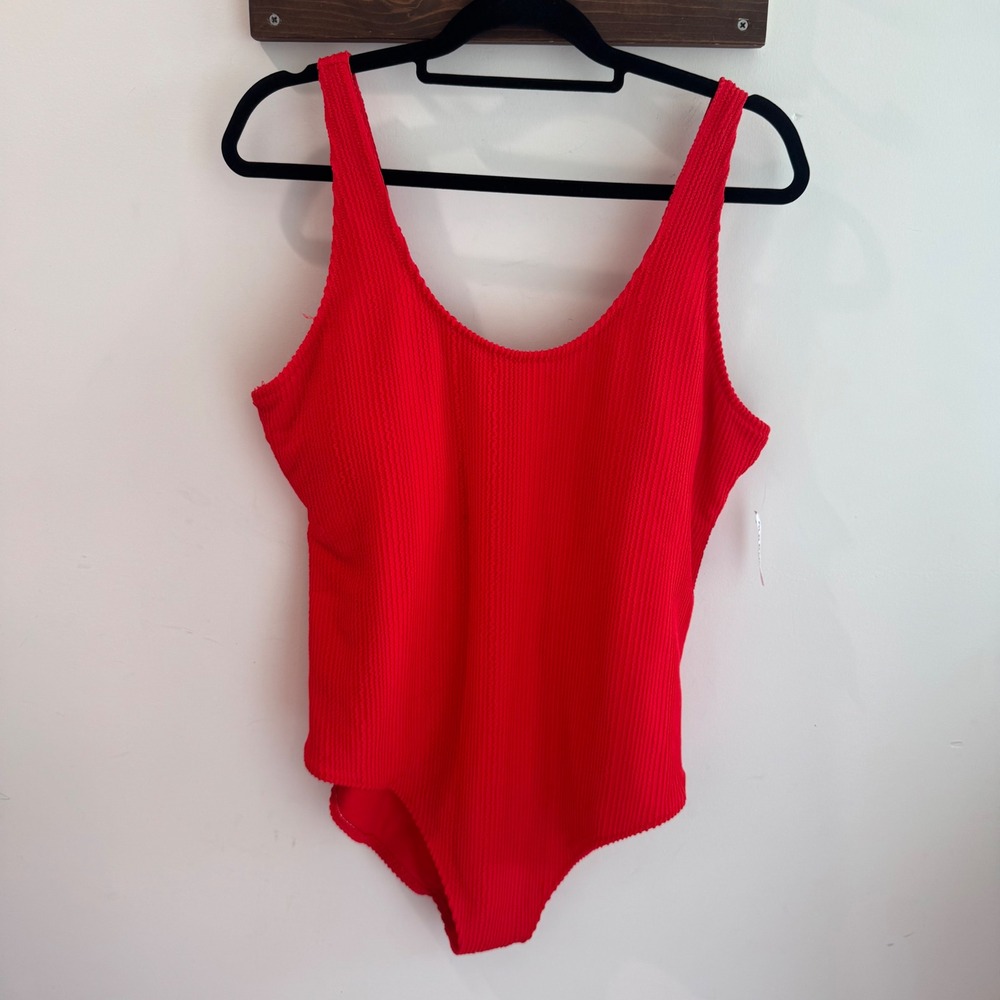 NWT Old Navy Red Ribbed One Piece Swimsuit Scoop‎ Neck Back XXL